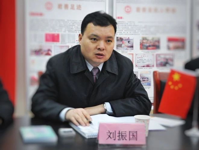 民政部社会组织管理局局长刘振国.jpg